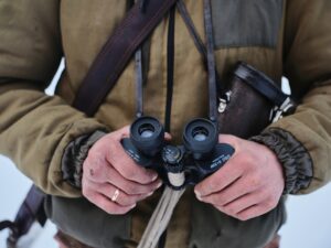 mistakes to avoid when buying a police surveillance binoculars
